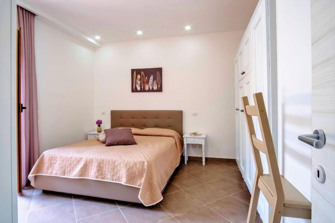 Villa Marika - Private Heated Pool มัสซาลูเบรนเซ ภายนอก รูปภาพ